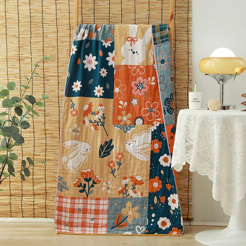 Serviette de bain en gaze de coton bio — motifs fleuris, 75 x 150 cm - Nesty (vue 1)