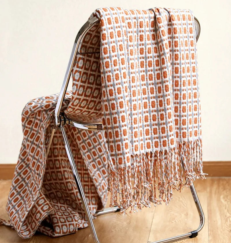 Plaid châle jaune moutarde tricoté à franges - Nesty (vue 17)