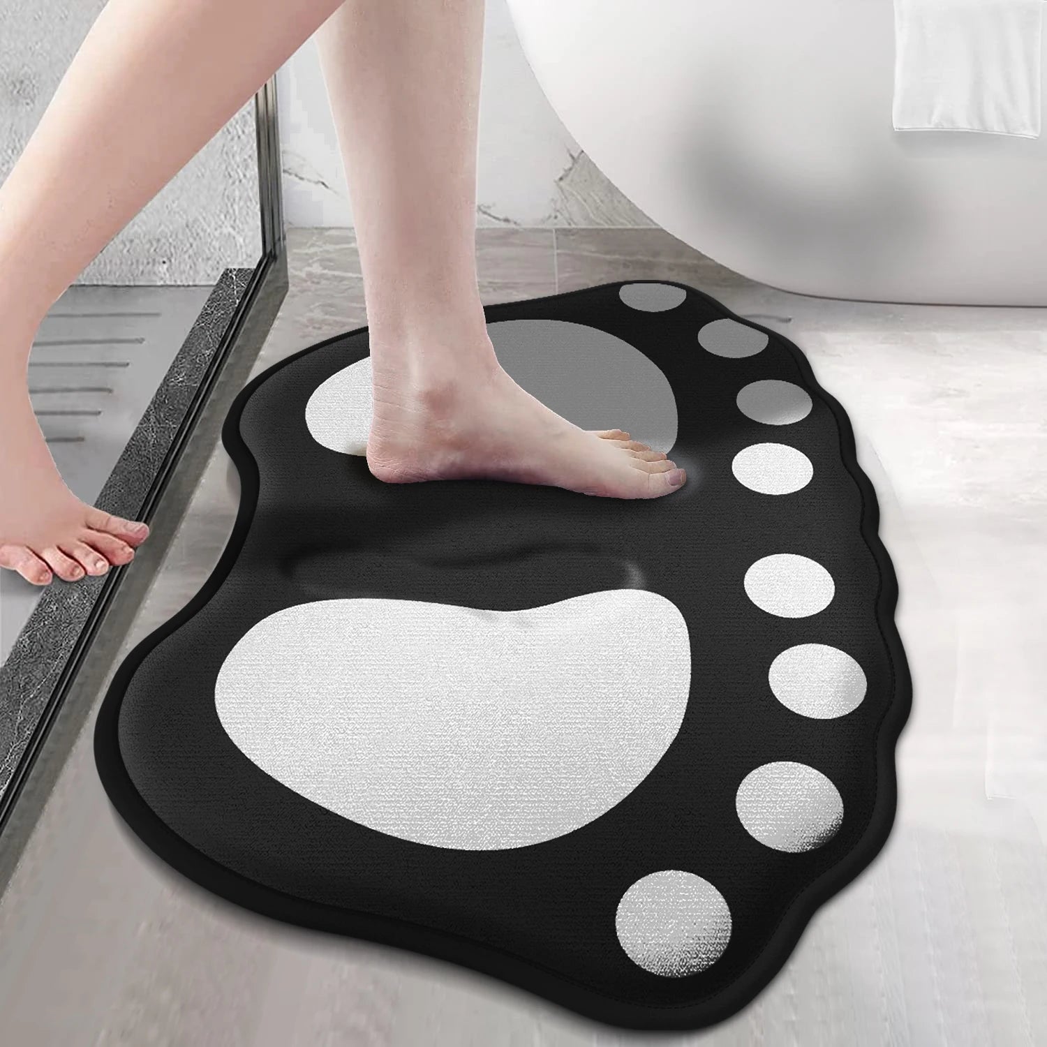 Tapis de bain motif pattes Nesty - Tapis antidérapant pour la salle de bain (vue 7)