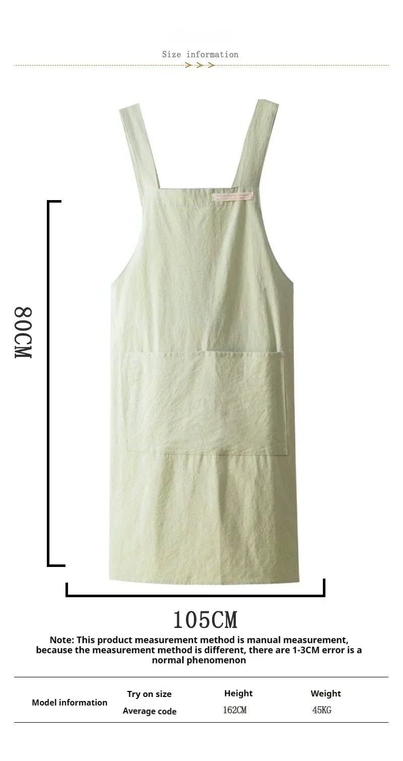 Tablier en lin vert clair à plat, dimensions 80 x 105 cm, fiche taille et informations mannequin - Nesty