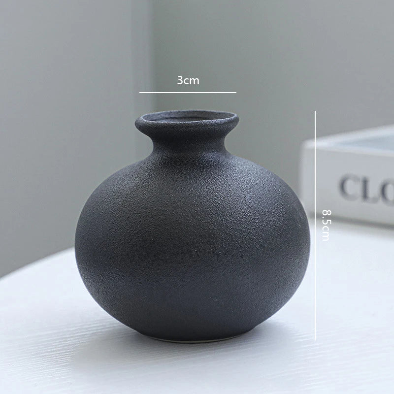 Lot de 5 vases en céramique noire mate, style minimaliste - Nesty (vue 4)