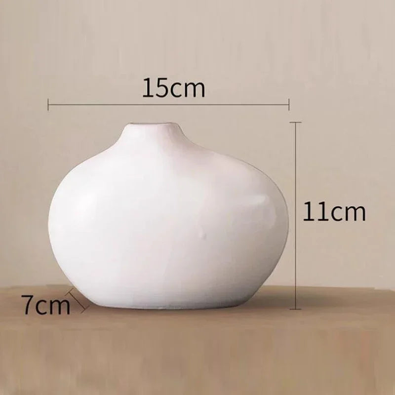 Vase en céramique blanche — silhouette irrégulière (vue 6) - Nesty