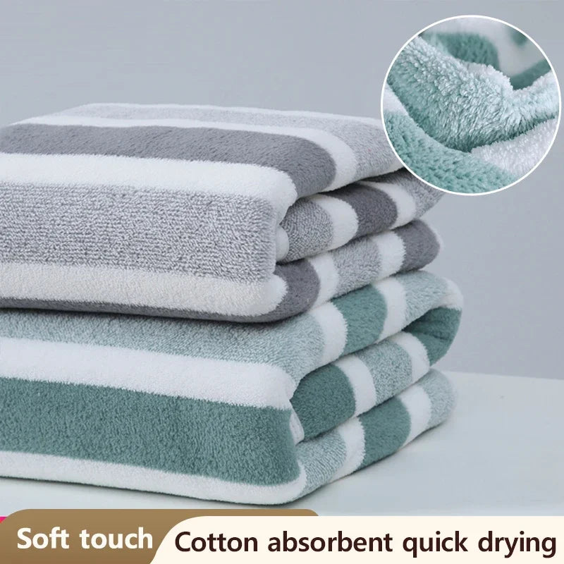 Serviette de bain épaisse en coton polyester — douce et absorbante - Nesty (vue 1)