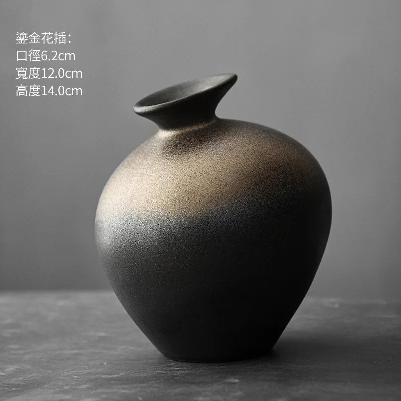 Vase en terre cuite noire, effet pierre brute (vue 16) - Nesty