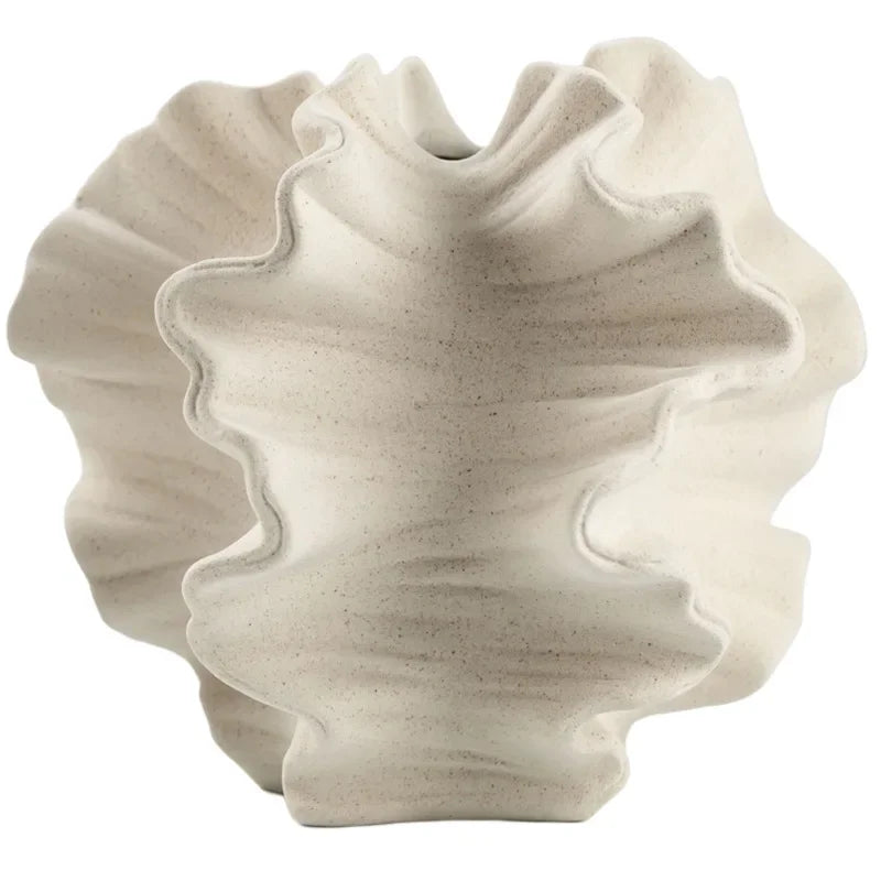 Vase en céramique à motifs ondulés — forme pétale (vue 6) - Nesty