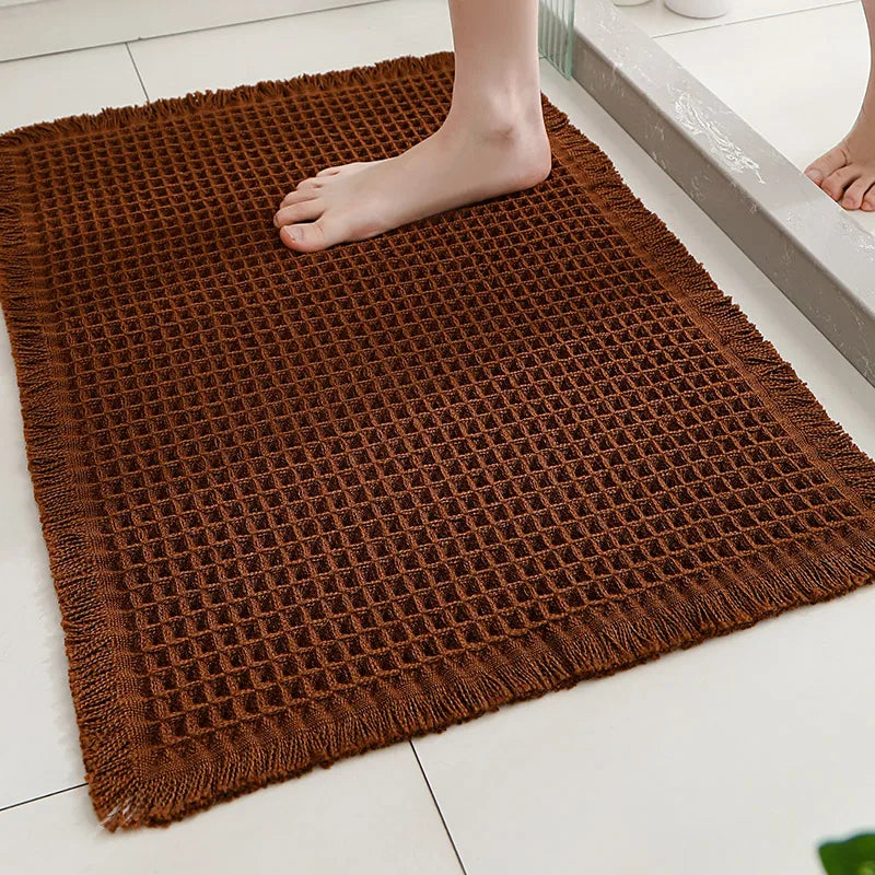 Tapis de bain gaufré à pompons Nesty - Absorbant et antidérapant (vue 13)