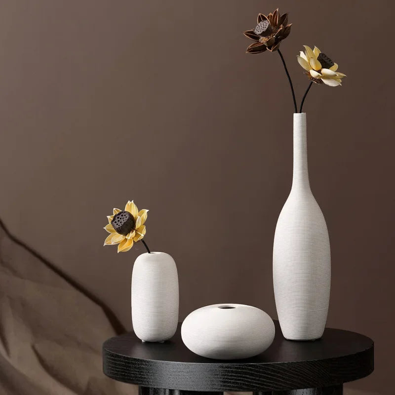 Vase céramique blanc épuré, motif végétal - Nesty (vue 4)