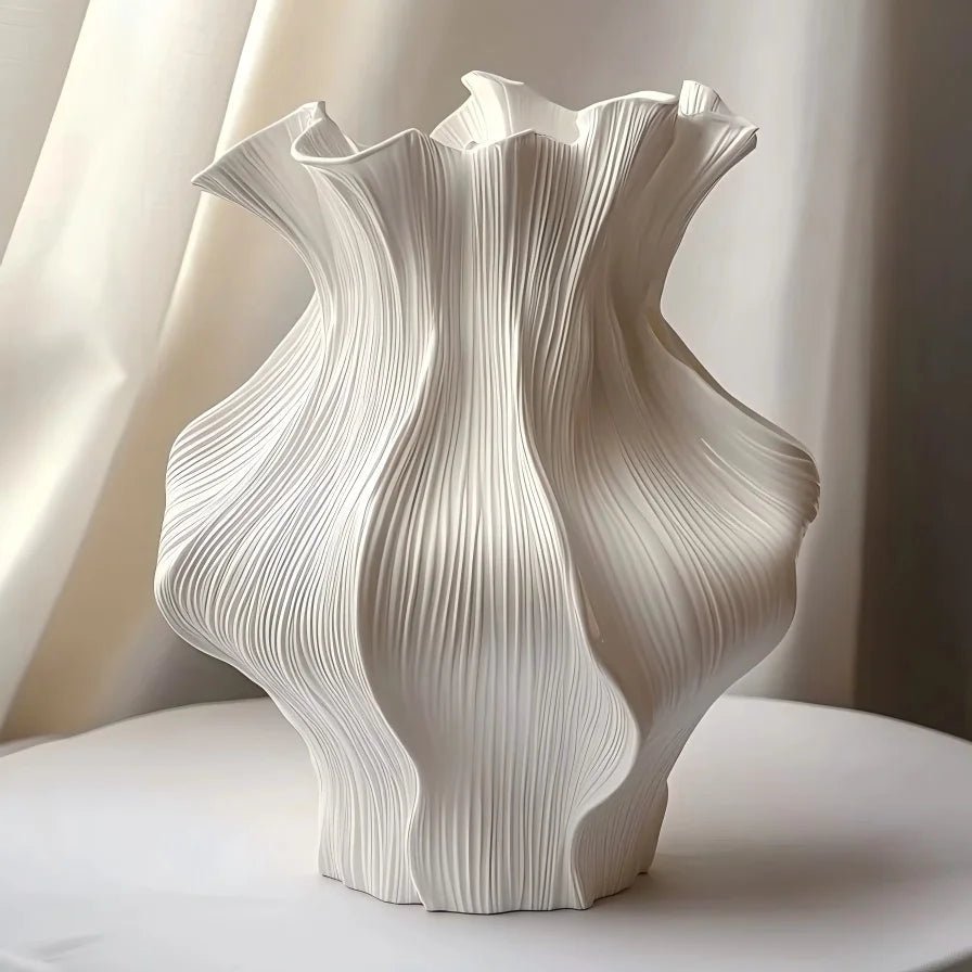 Vase en grès blanc à motif vagues 3D - Nesty (vue 1)