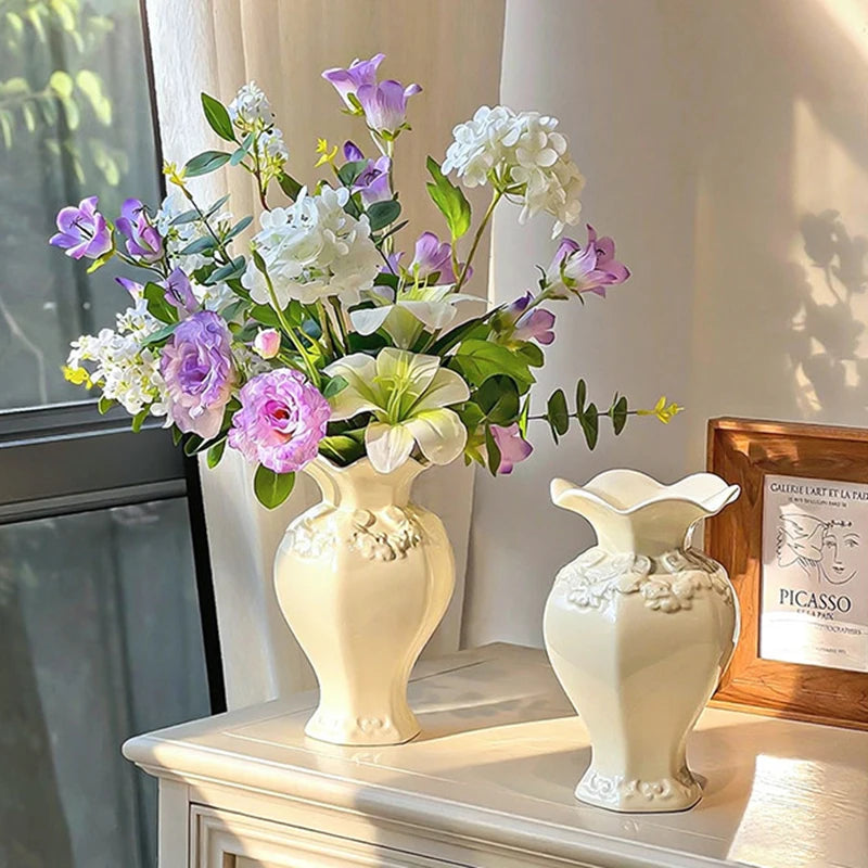 Vase en céramique crème, style français - Nesty (vue 1)