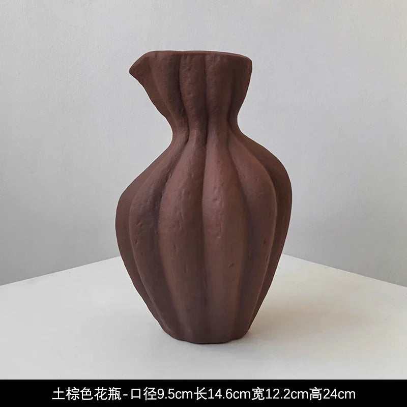 Vase en céramique irrégulier, esprit wabi-sabi, fait main (vue 7) - Nesty