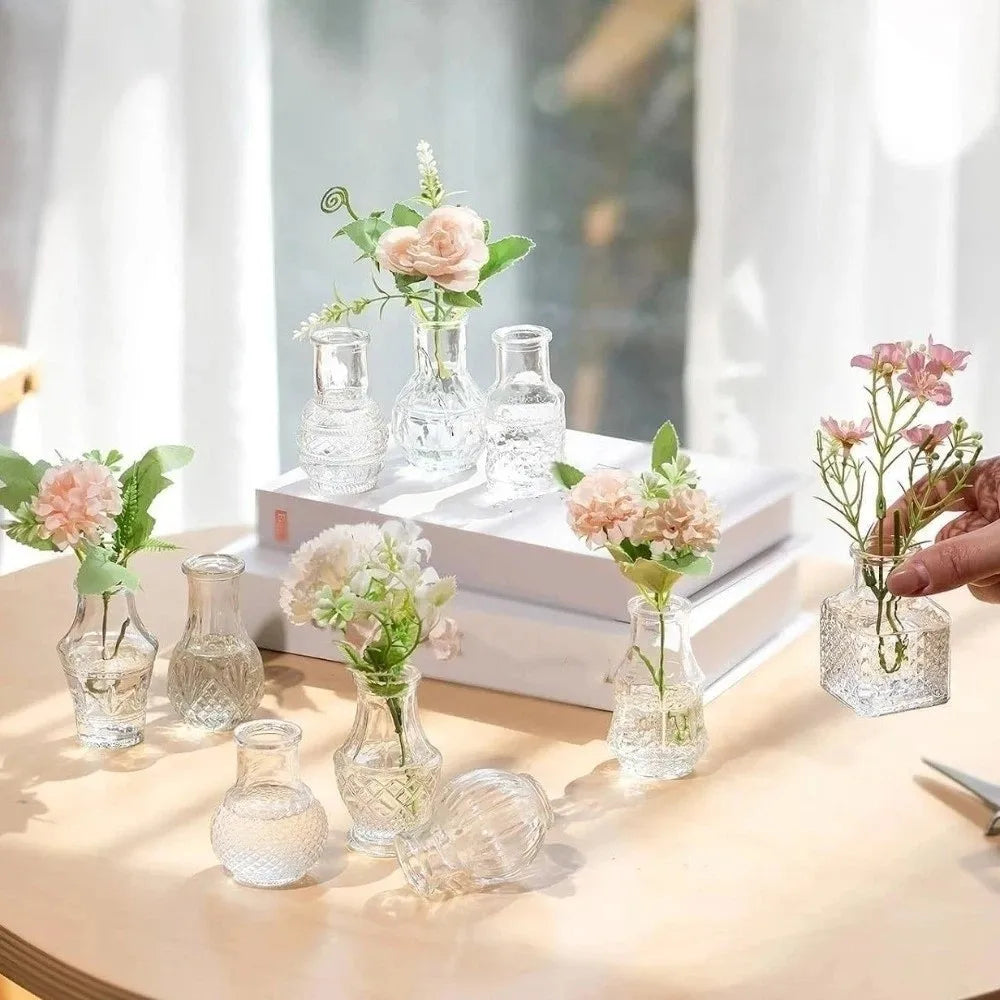 Lot de 10 mini vases en verre transparent, relief rétro (vue 5) - Nesty