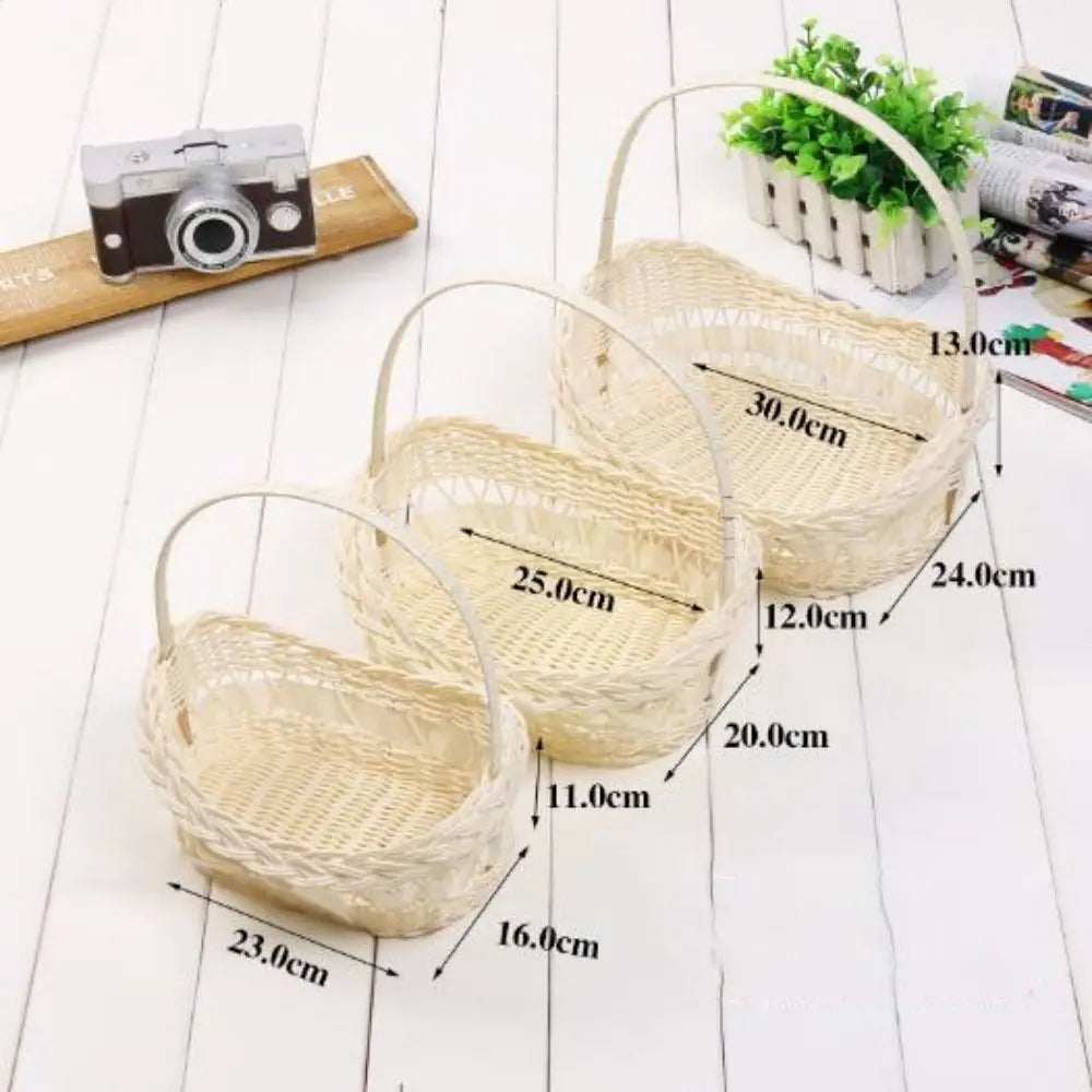 Panier tressé à anse Nesty - Trois tailles avec dimensions indiquées, de 23 à 30 cm de large