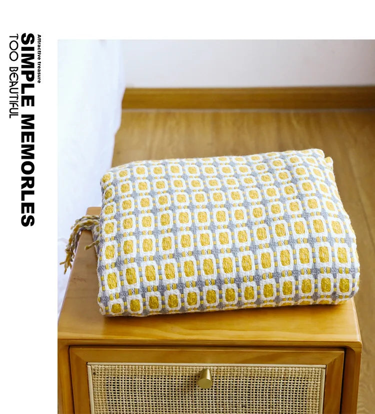 Plaid châle jaune moutarde tricoté à franges - Nesty (vue 3)