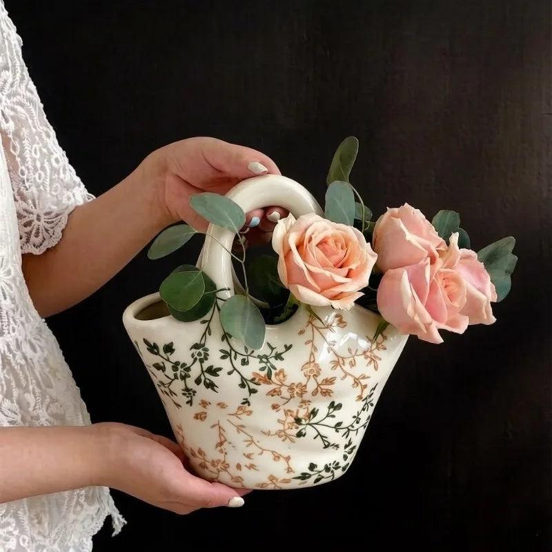 Vase en porcelaine forme sac à main, style champêtre - Nesty (vue 1)