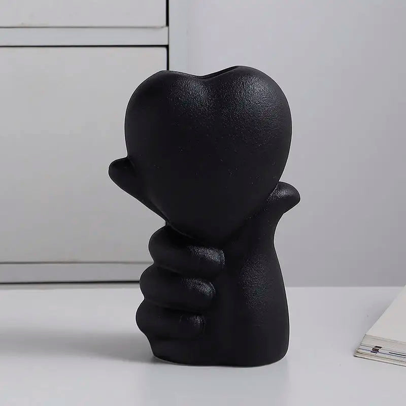 Vase en céramique forme cœur — noir et blanc (vue 6) - Nesty