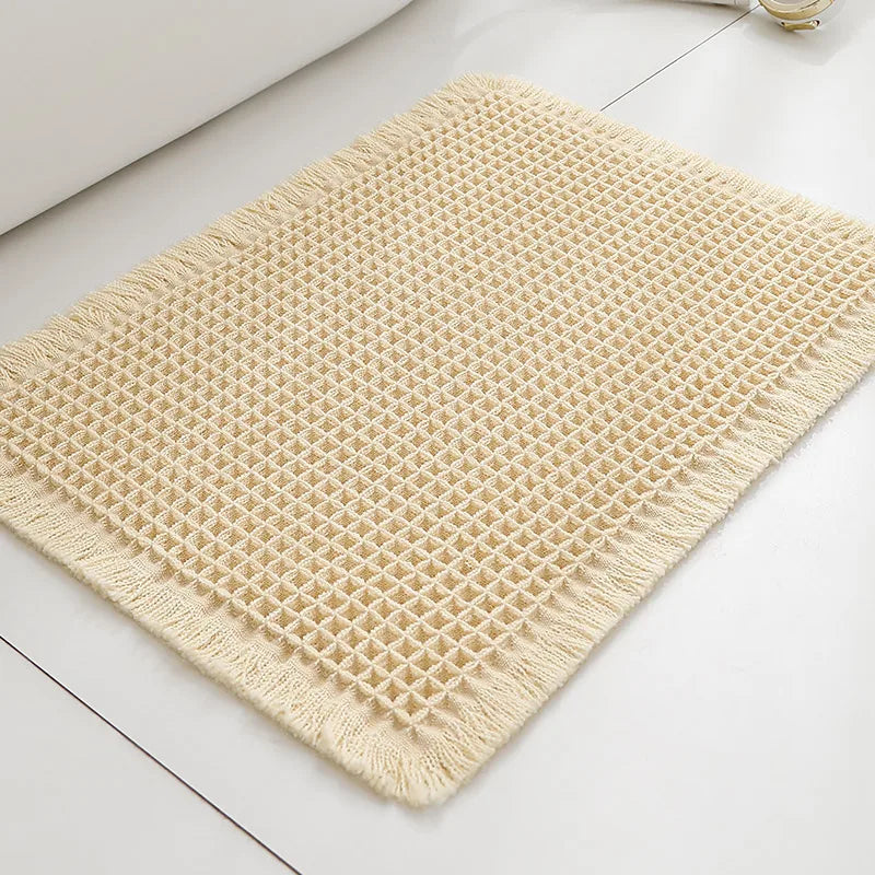 Tapis de bain gaufré à pompons Nesty - Absorbant et antidérapant (vue 11)