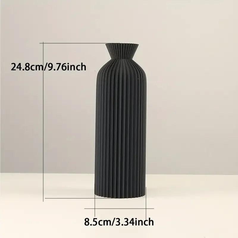 Vase noir en plastique, esprit bohème (vue 6) - Nesty