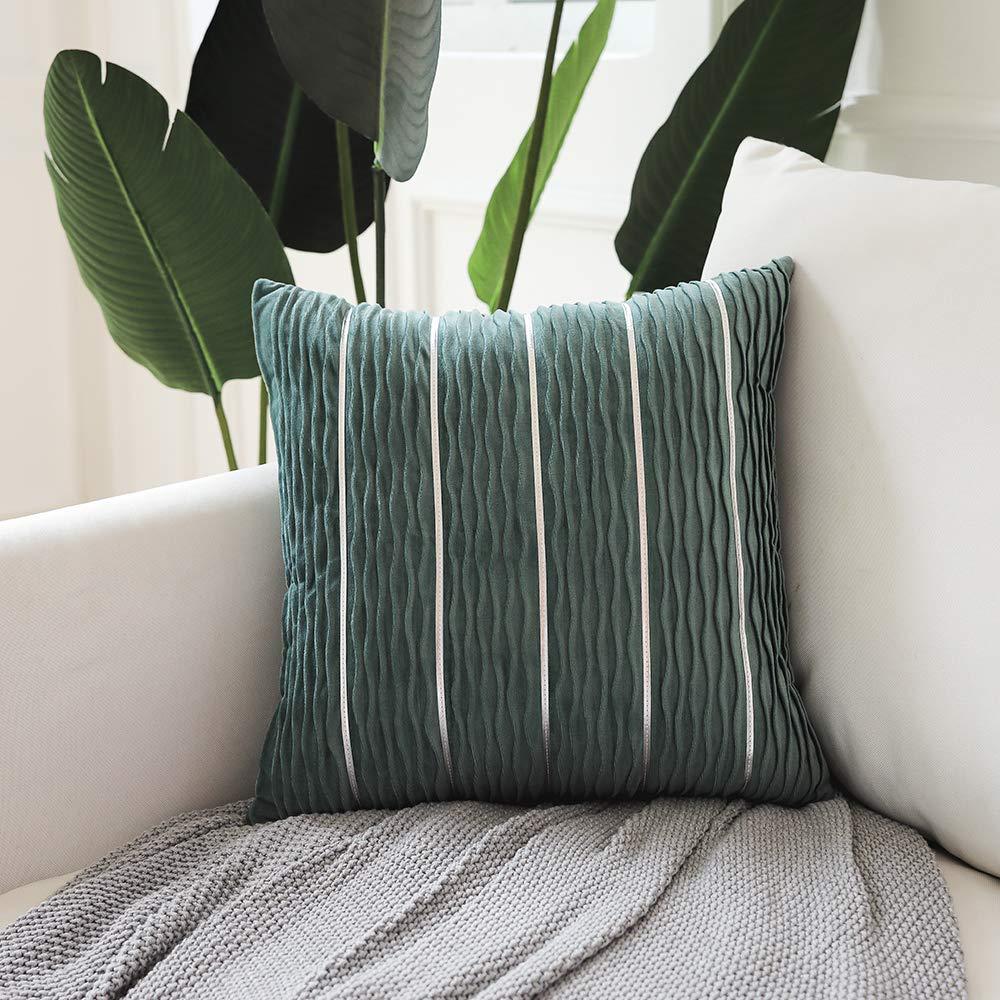 Housse de coussin en velours rayé Nesty - Élégance feutrée 45x45 cm (vue 11)